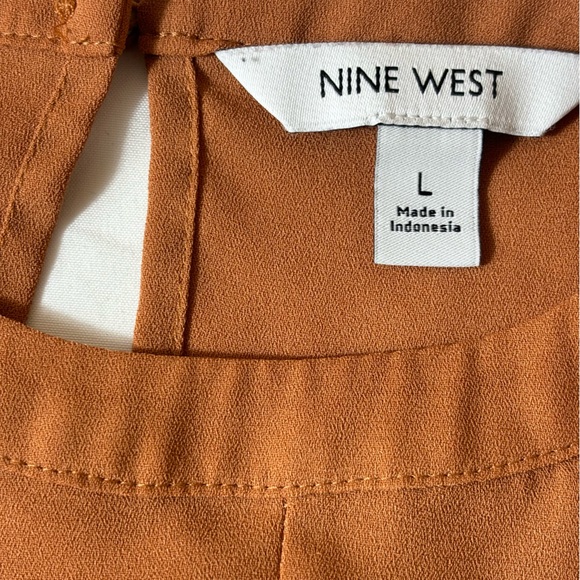 Nine West Top Twist Front Long Sleeve Dressy Comfort Blouse Rust Size Large - Picture 9 of 14